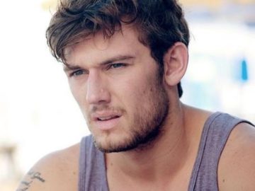 Alex Pettyfer