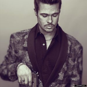 Brad Pitt hard sexy