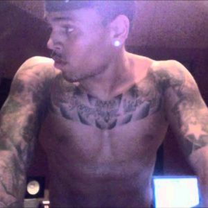 Chris Brown sexy shirtless