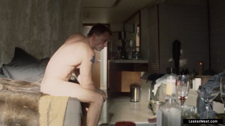 Daniel Craig sex nude
