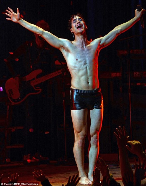 Darren Criss gay shirtless