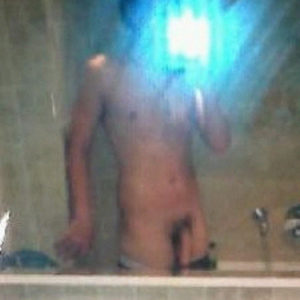 Harry Styles sexy nude pic nude