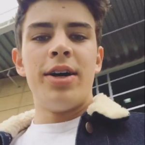 Hayes Grier jerk off sexy pics