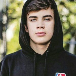 Hayes Grier nudes sexy pics