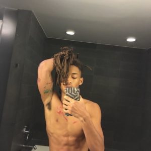 Jaden Smith Nude & Sexy Pics ( 27 Pics )