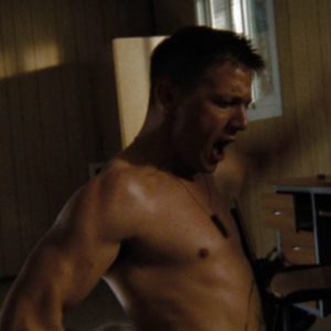 Jeremy Renner big muscles nude