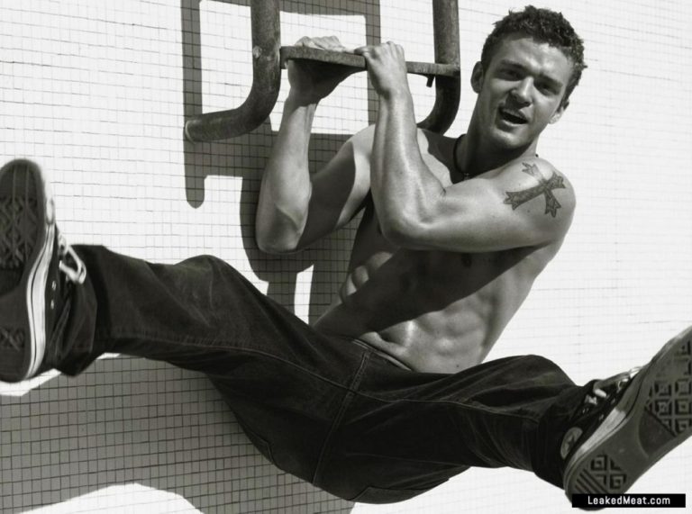 Justin Timberlake shirtless picture shirtless
